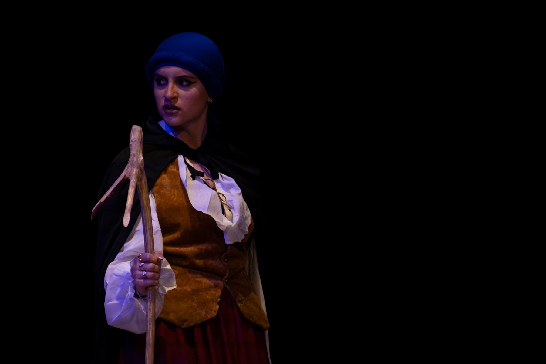 Scena de La Tempesta, corsisti Proteatro sul palco